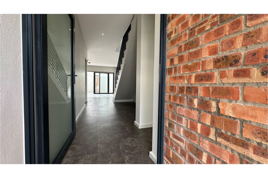 To Let 3 Bedroom Property for Rent in Paarl Central Western Cape